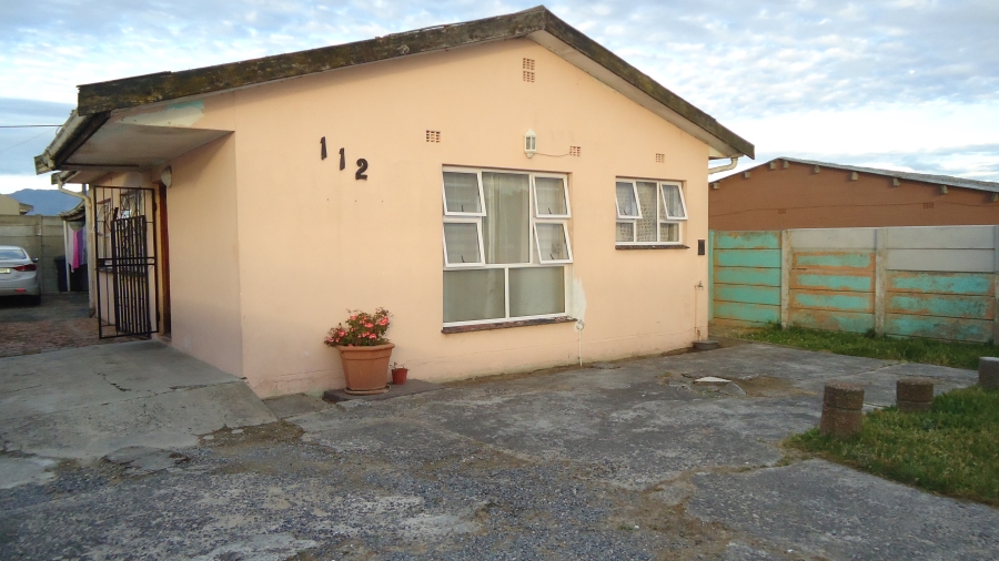 3 Bedroom Property for Sale in New Macassar Western Cape